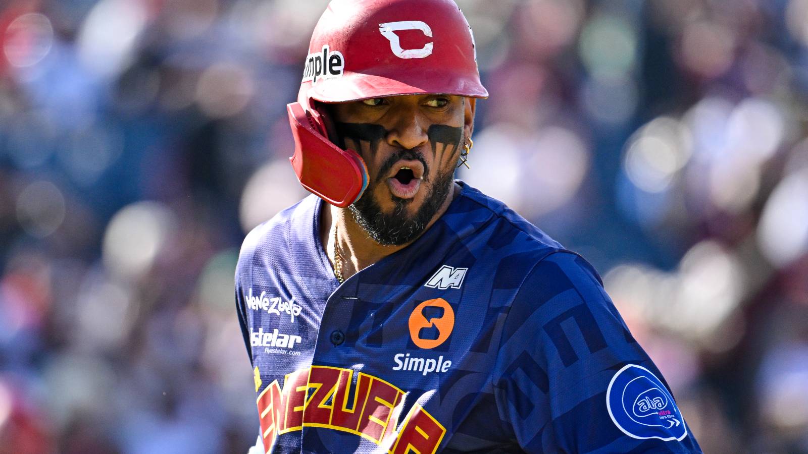 Ex-MLB Prospect Exiled To Mexico Over Violent Past Sparks Chaotic Scene By Sucker-Punching Player For Routine Tag