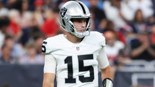 Raiders QB Fernando Mendoza