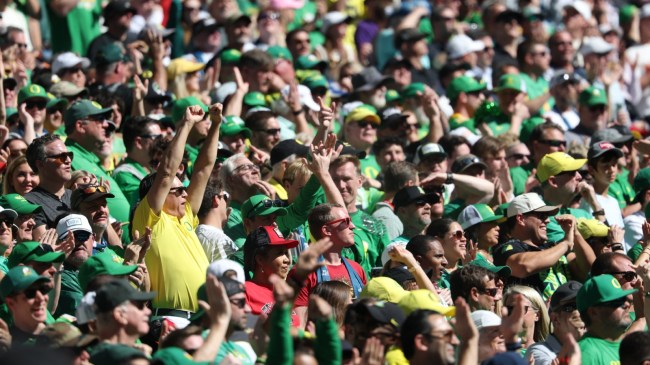Oregon Ducks football fans