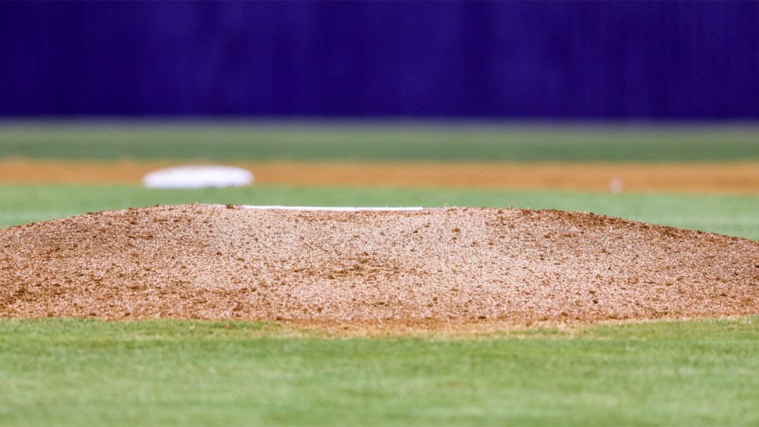 pitchers-mound-on-high-school-baseball-field