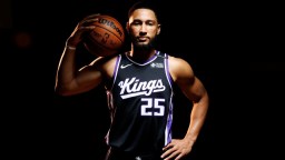 Hot Mic Catches Sacramento Kings Reporters Calling Players Attractive While Critiquing Personalities