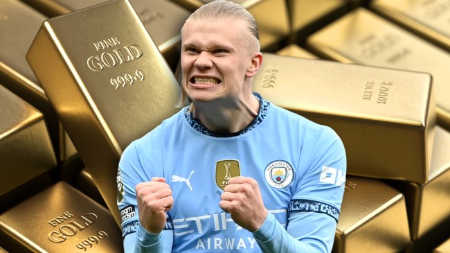 Erling Haaland in front of gold bars