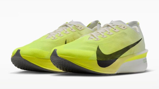 Vaporfly 4 Road Racing Shoes