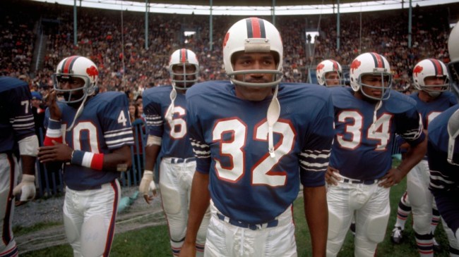 Nov 5, 1972; Buffalo, NY, USA, FILE PHOTO; Buffalo Bills running back (32) O.J. Simpson during pre-game introductions prior to a game against the Miami Dolphins at War Memorial Stadium.