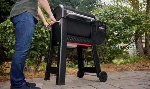 Weber Smoque Wood Pellet Grill