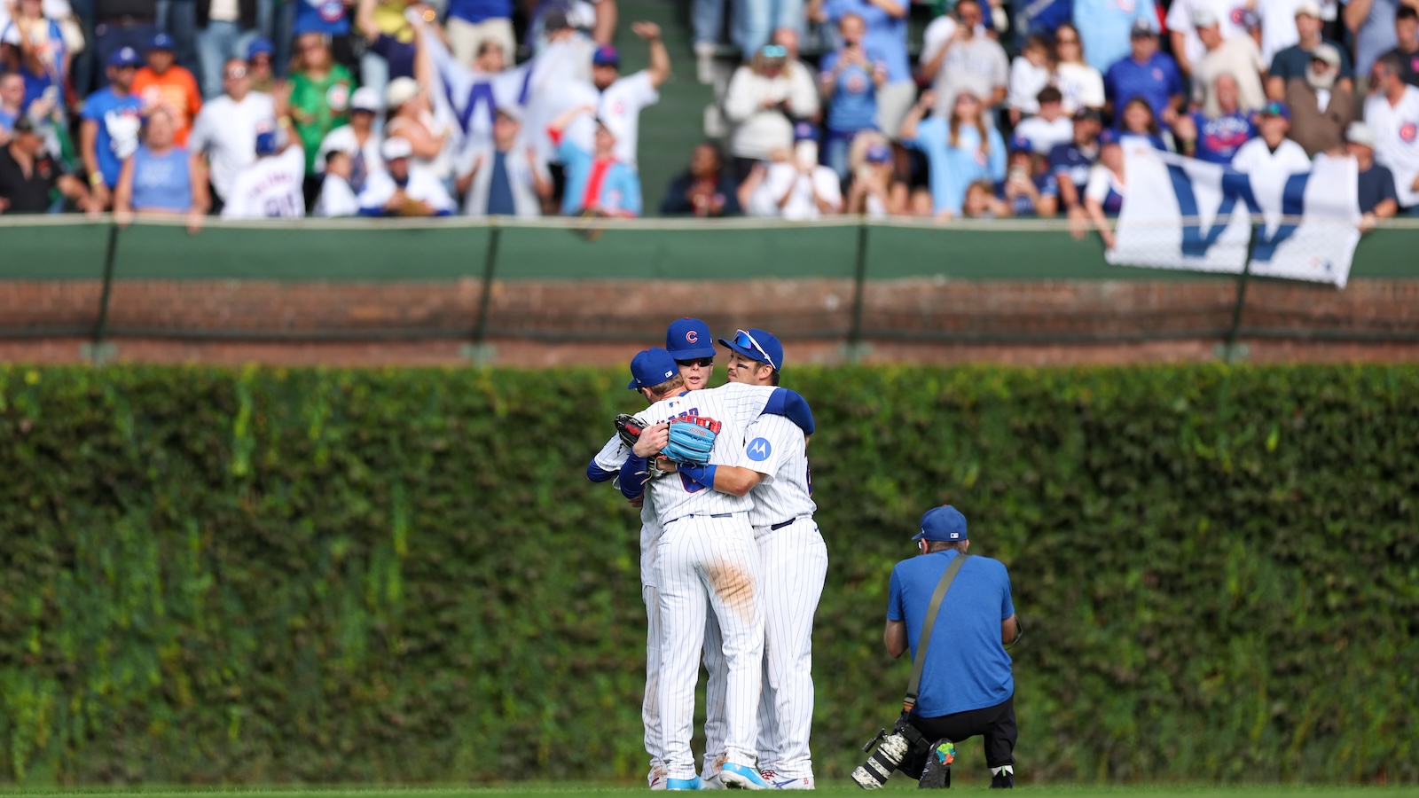 ian happ