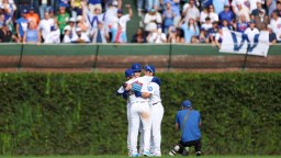 Longtime Cubs Outfielder Ian Happ Launched $300 Into The Outfield To Buy Beer For Fans In Potential Final Home Game