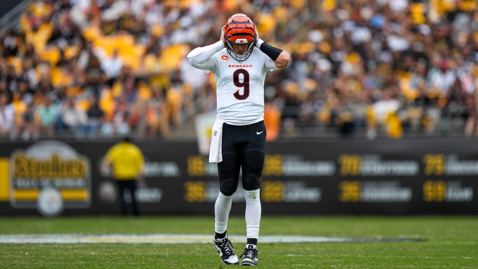 Joe Burrow’s Stunning Record While Trailing Late Suggests He’s Nowhere Near As Clutch As His Reputation Suggests Joe Burrow’s Stunning Record While Trailing Late Suggests He’s Nowhere Near As Clutch As His Reputation Suggests