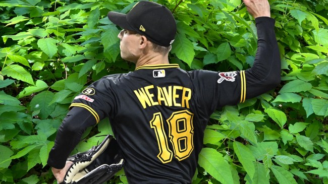 Pirates pitcher Luke Weaver over poison ivy