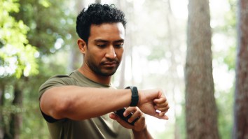 Smartwatches Aren’t As Intelligent As People Think They Are, According To New Study