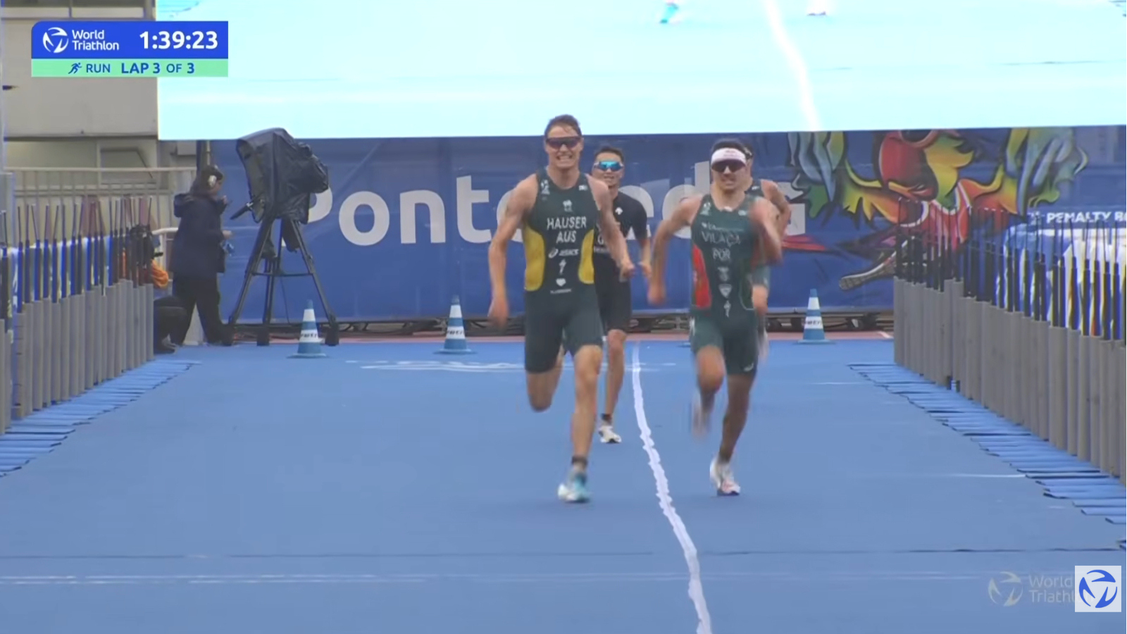 controversial world triathlon finish between Matthew Hauser and Vasco Vilaca