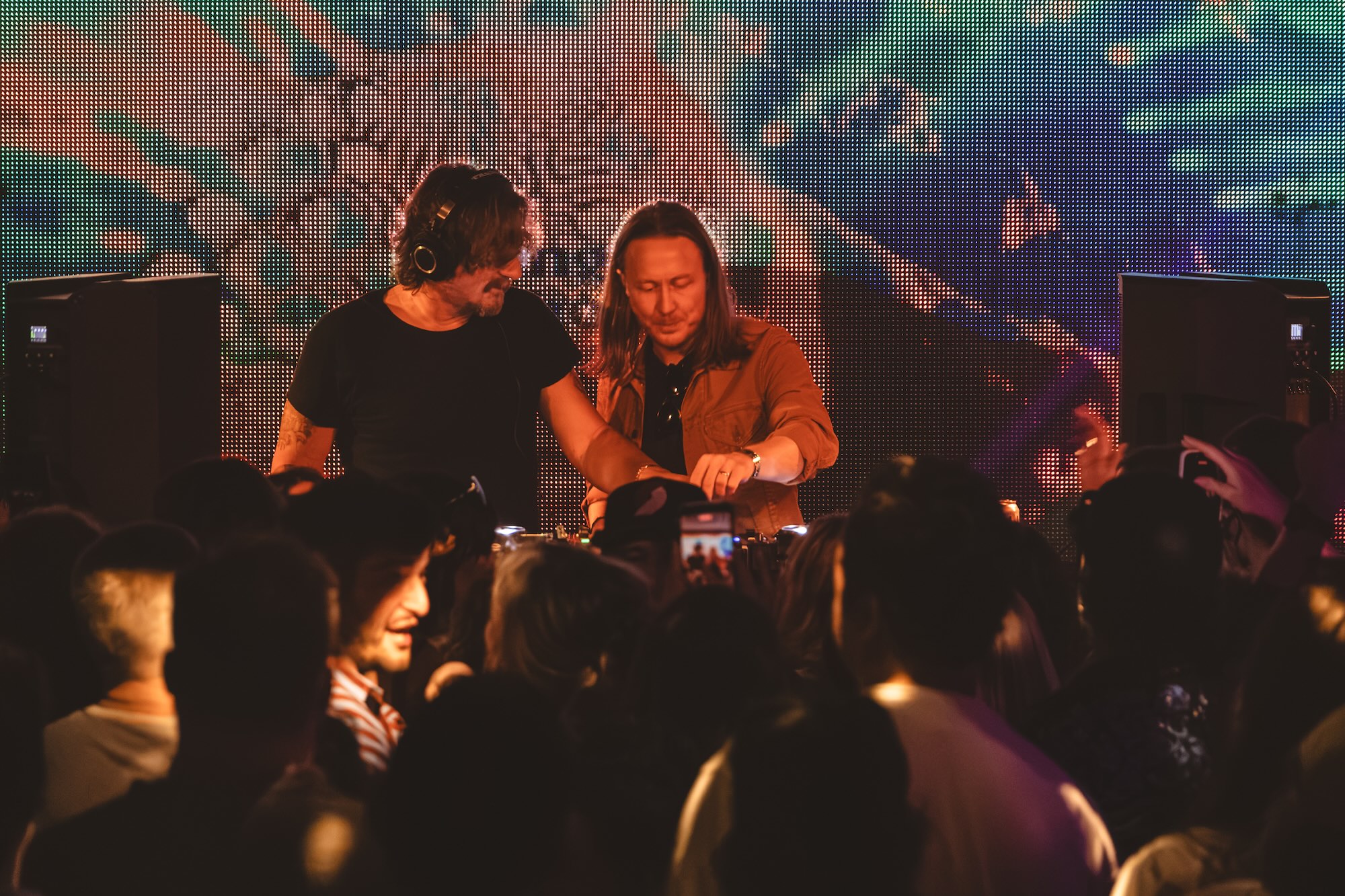 Sturgill Simpson and the Flying Mojito Bros at 1 a.m. in Seattle. (Photo: Garrett Dorfman)