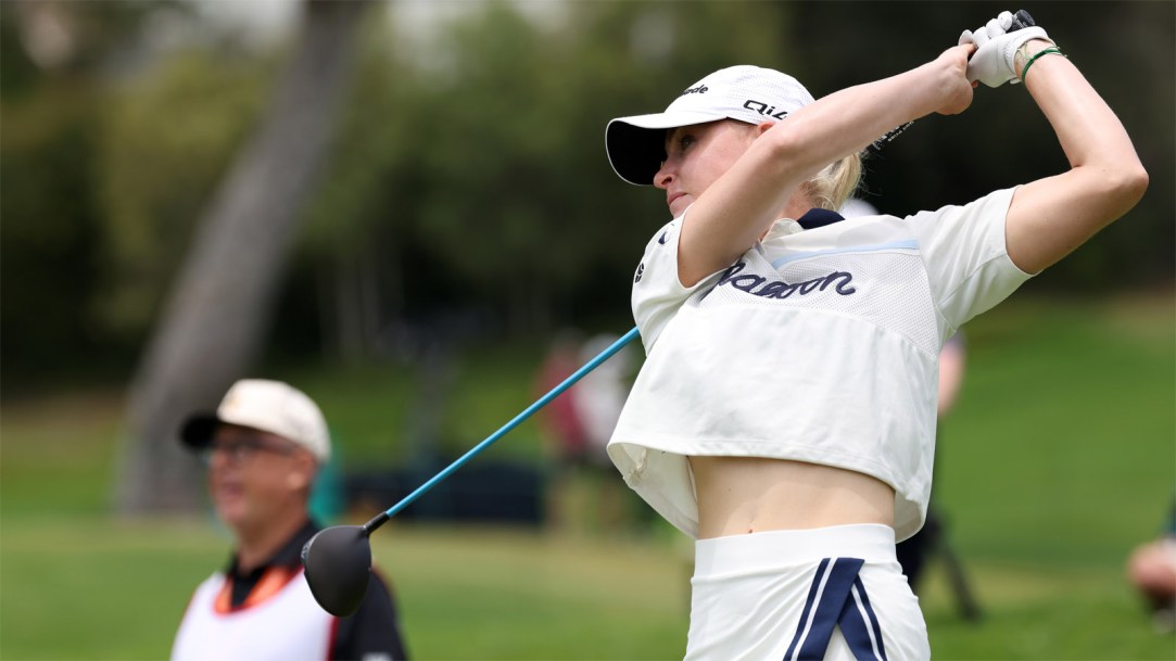 Charley-Hull-hits-her-tee-shot