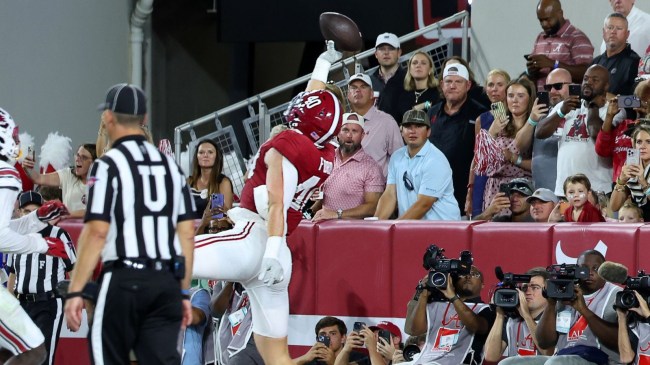 Sep 26, 2026; Tuscaloosa, Alabama, USA; Alabama Crimson Tide tight end Josh Ford (40) makes a one-handed touchdown catch during the second quarter against the South Carolina Gamecocks at Saban Field at Bryant-Denny Stadium.