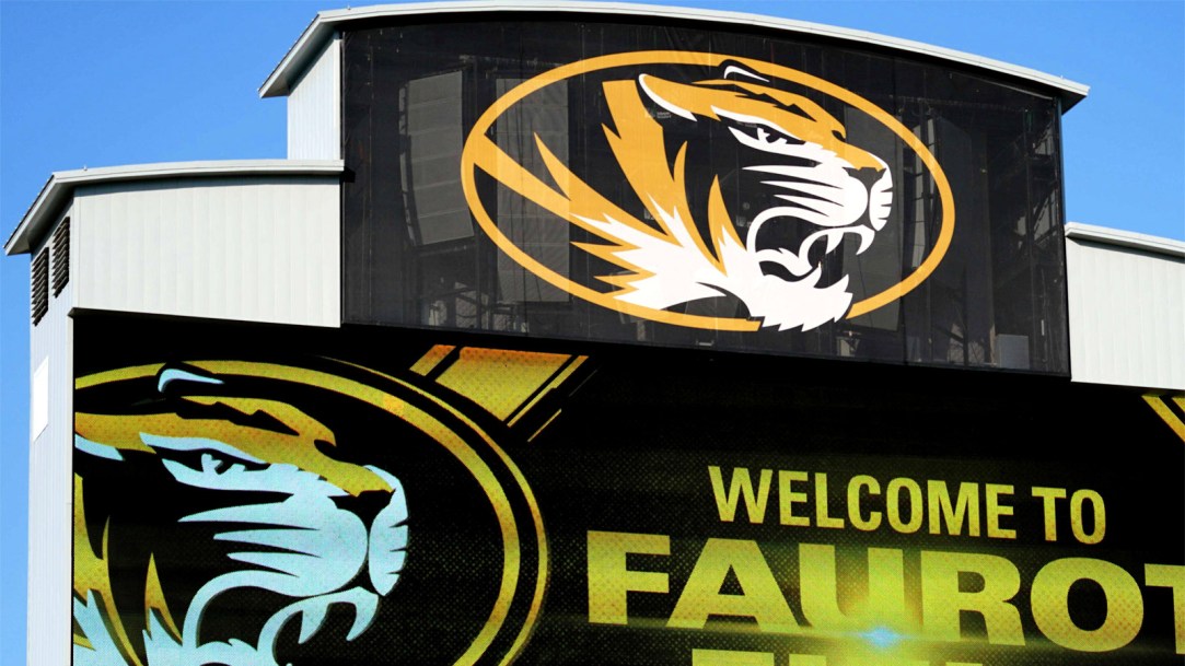 Missouri-Tigers-logo-on-the-scoreboard