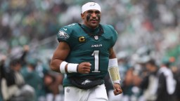 NFL Reviews Eagles’ Medical Staff’s Handling of Jalen Hurts’ Blood Clot, Gives Verdict on Potential Punishment