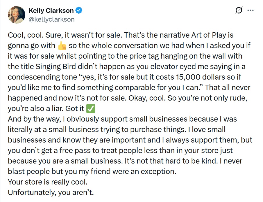 Kelly Clarkson tweet. 