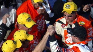tony-stewart-watkins-glen-2004