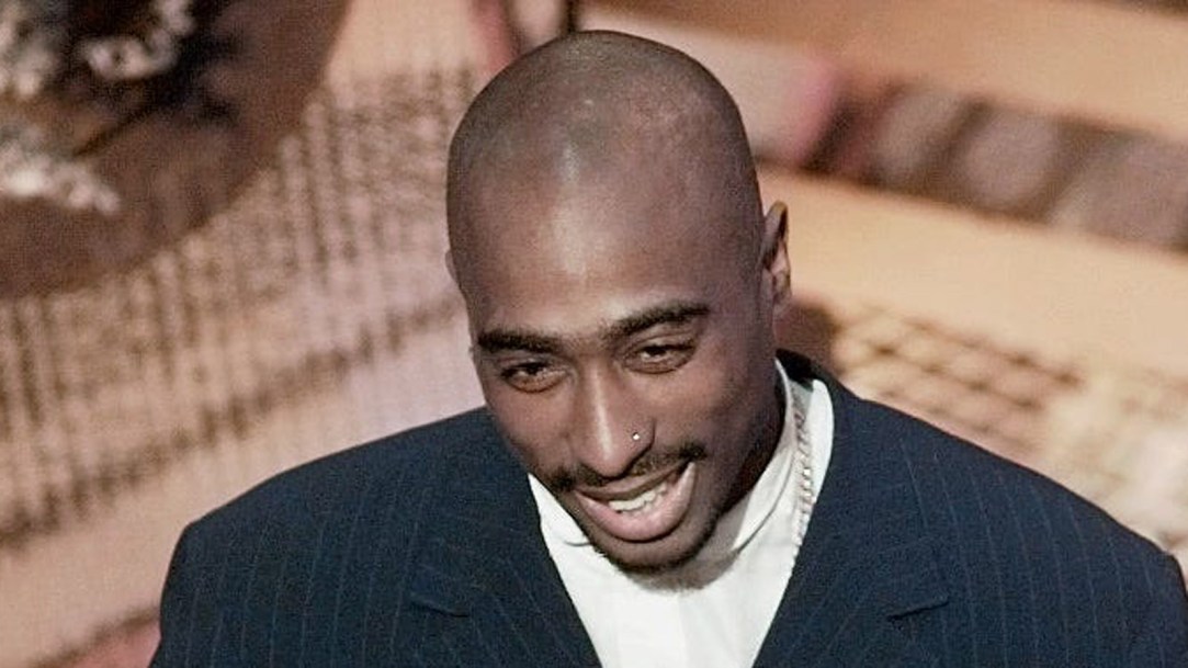 tupac-shakur-at-the-38th-Annual-Grammy-Awards