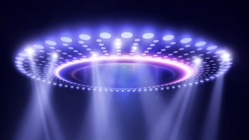 Tennessee Radio Host Films ‘Amazing’ UFO Sighting: ‘It Just Started Fading In And Out’